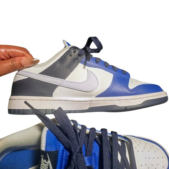 Nike Dunk Low - White & Navy Blue - Men’s 7 / Women’s 8.5 - Picture 3 of 5